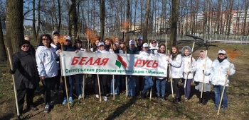 "Белая Русь" украшает Беларусь"